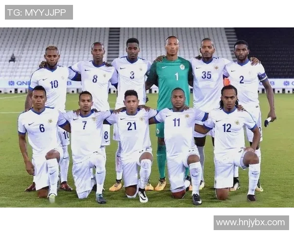 足球历史百大球星排名与影响力解析全面回顾各时代传奇人物的足球地位