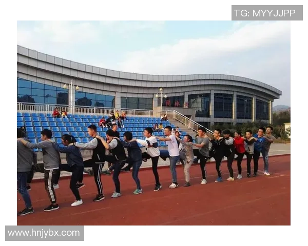 足球球星卡通形象精彩展示:个性化插画勾画明星球员独特风采 足球球星卡通形象精彩展示:个性化插画勾画明星球员独特风采